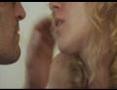 Chloe Sevigny tres sensuelle dans sa facon de proposer une pipe